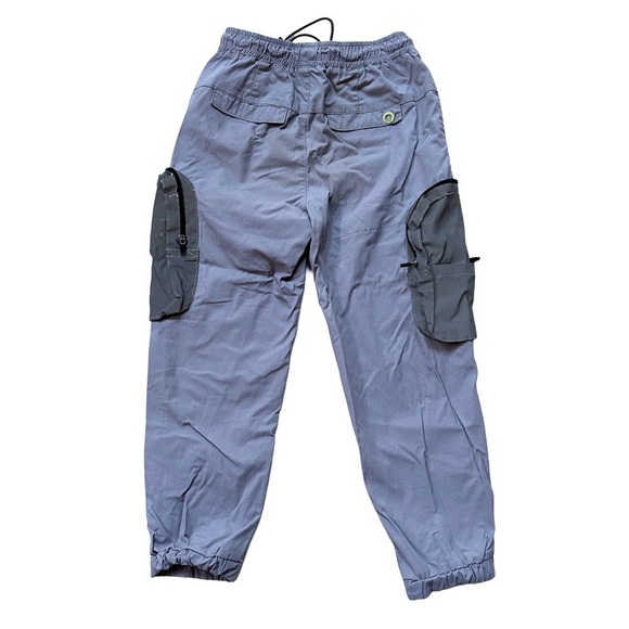 ⭐️ 5 for $25 RESERVED Kids Gray Cargo Pants Reflective Pockets Size 5-6 Yrs - Picture 2 of 8